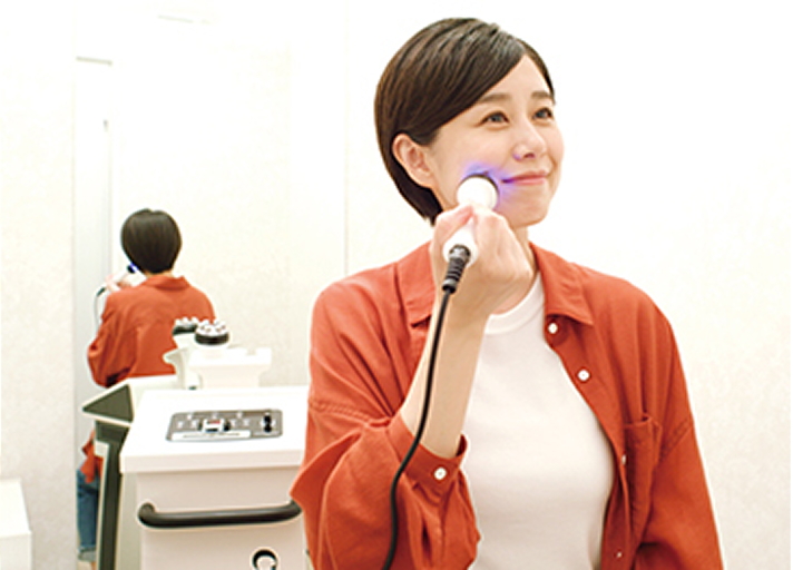 chocoZAPの設備を利用する従業員
